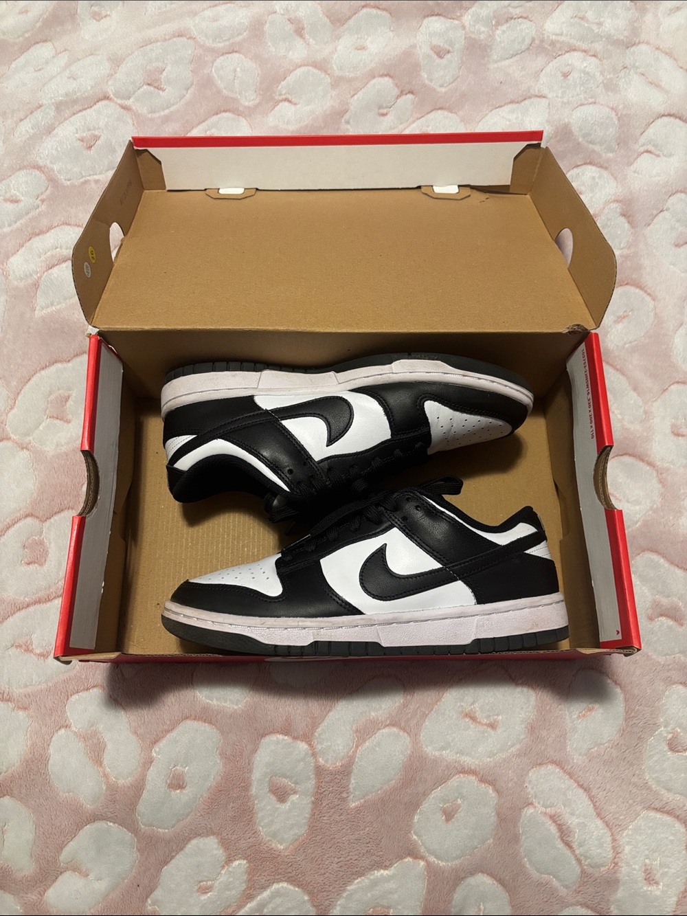 Nike Panda Dunks